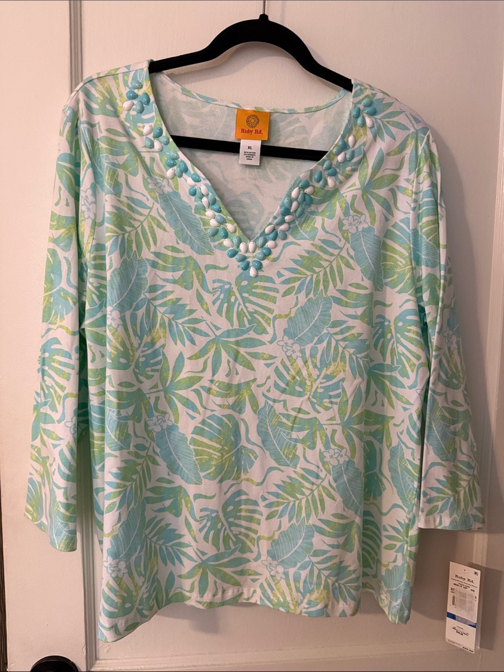 Ruby Rd. White Tropical Leaf Print V-Neck Top with Aqua Bead Trim